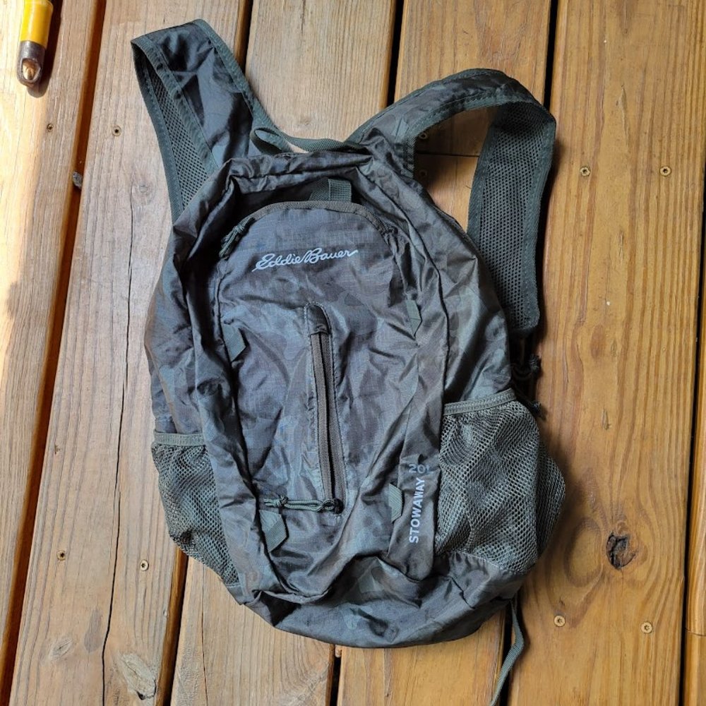 EDDIE BAUER Stowaway Packable Sling